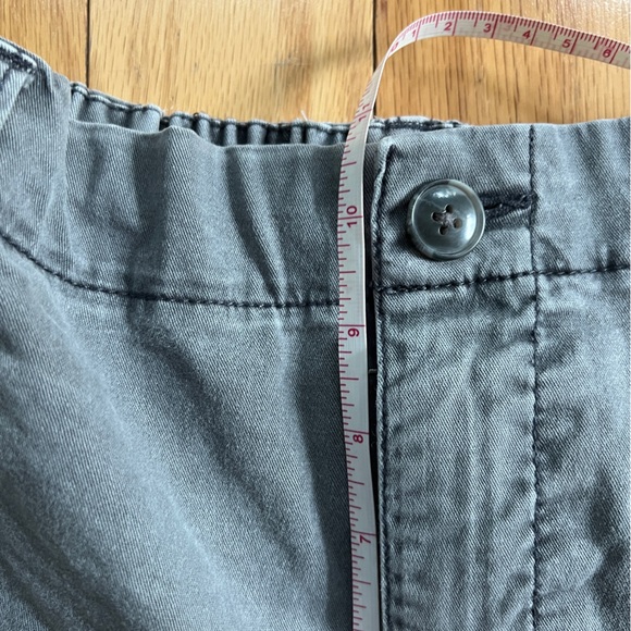 Old navy shorts, size L - Picture 3 of 6